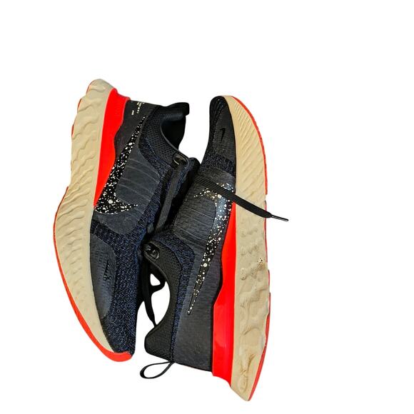 Nike React Infinity Run Flyknit 3 running shoeBlack/Obsidian/Bright Crimson 15 main image 5